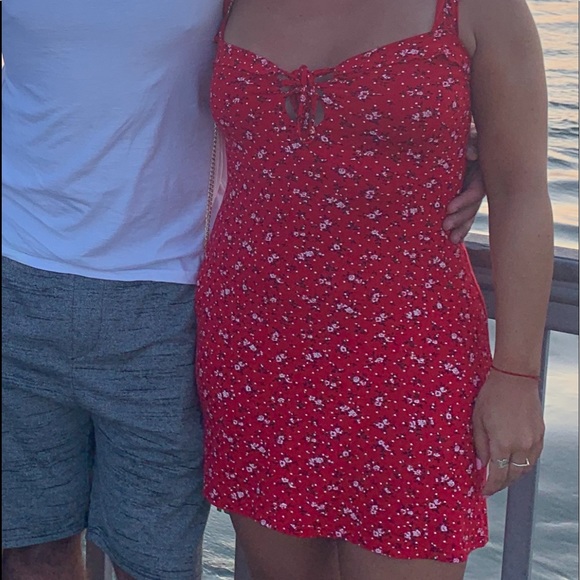 Red Floral Summer Dress - Picture 4 of 4